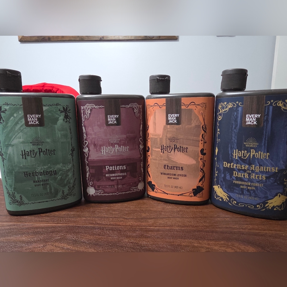 Harry Potter Body Wash Set NWT